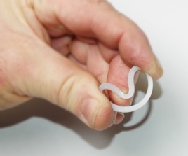 folding a seal into kidney shape