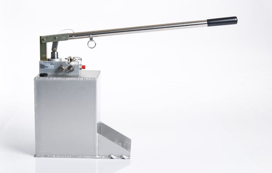 Water Pressure test pump Micropac