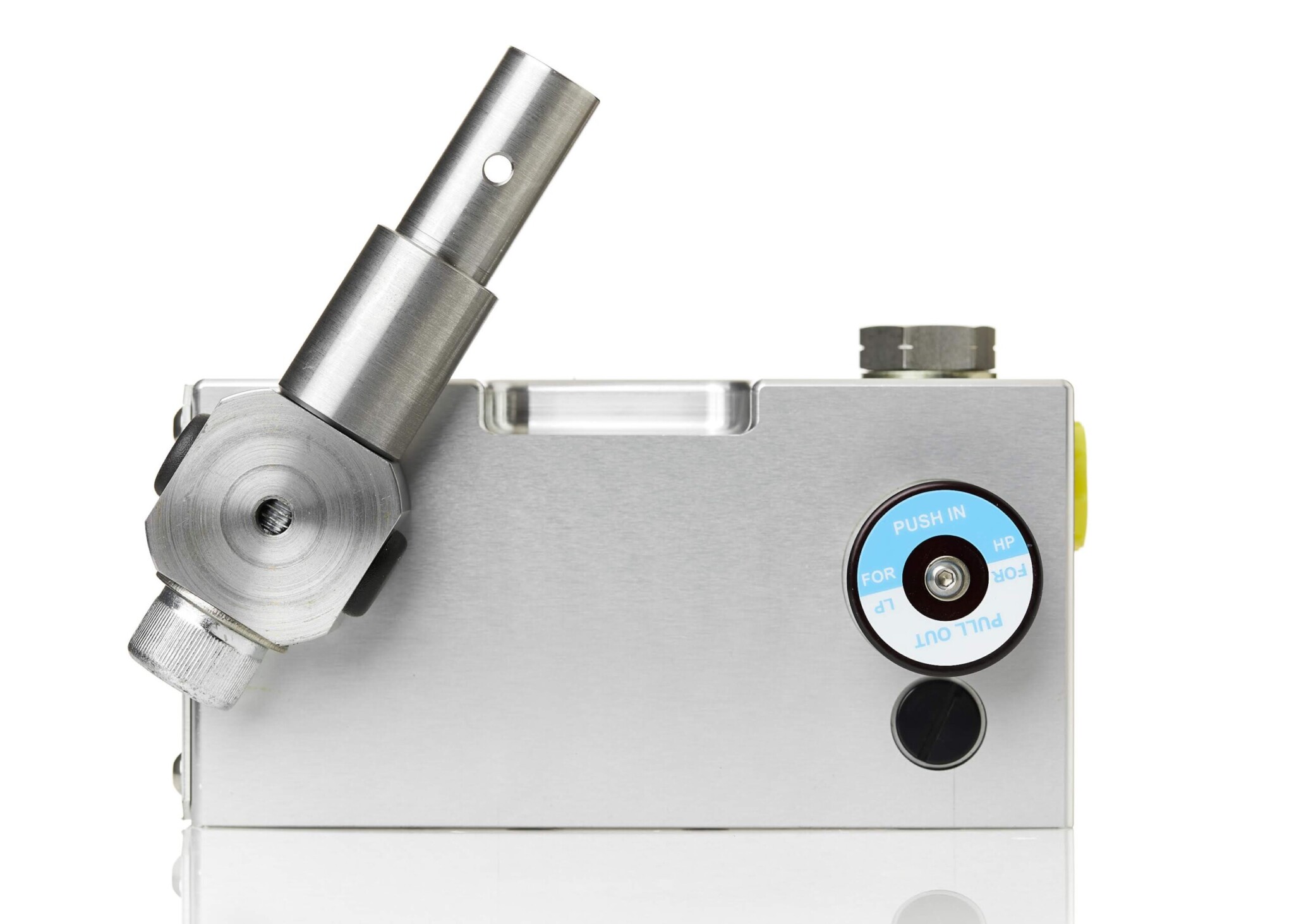 side profile view of a two speed hydraulic hand pump