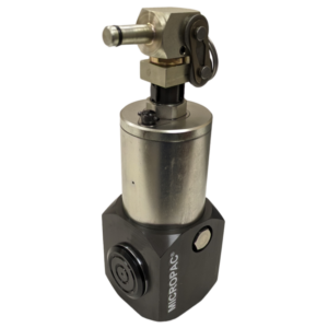hydraulic jack with integral reservoir