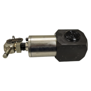 hydraulic jack with integral reservoir