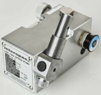 A Micropac PSP 2 speed hydraulic hand pump is our biggest seller and used wordlwide. Up to 1000 bar on multi fluids Rectangular alloy pump body with a handle shaft and hydraulic valves to provide a two speed hand pump for filling and pressure testing