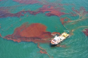 Oil spills and the contamination of any water is an environmental disaster Oil Spill Containment Methods | response.restoration.noaa.gov